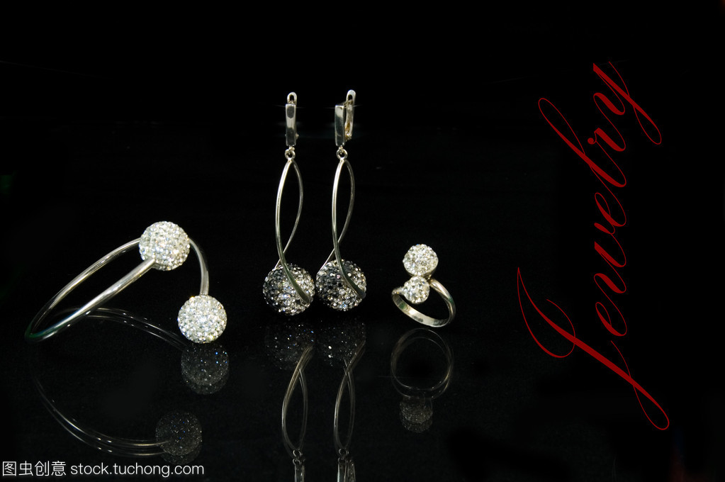 智能科技与珠宝首饰 当璀璨遇见智慧